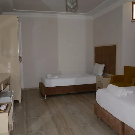Otel Funda 3*