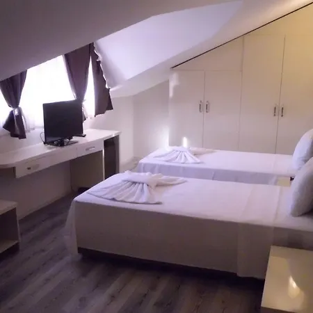 Funda Hotell